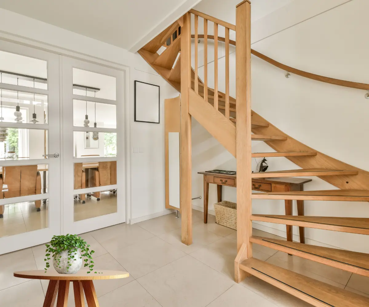 escalier bois entrée maison